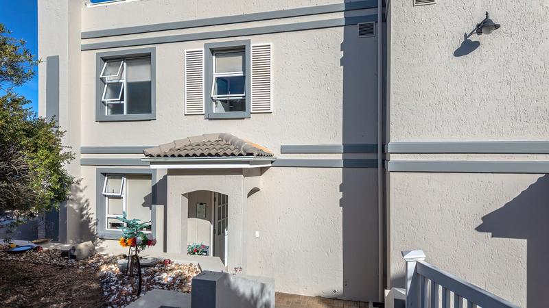 3 Bedroom Property for Sale in Pinnacle Point Golf Estate Western Cape
